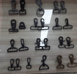 Móc càng cua